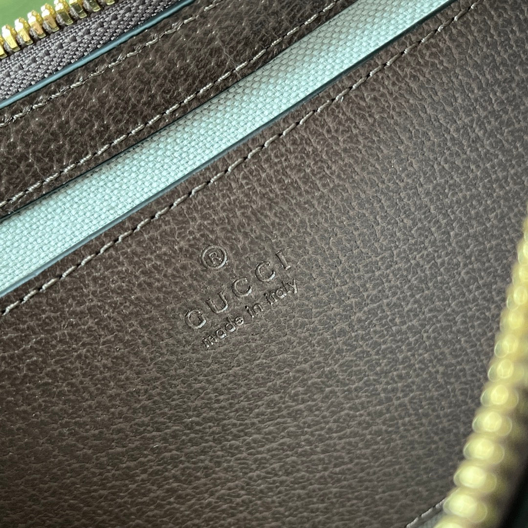 ＧＣＣＩ CROSSBODY BAG