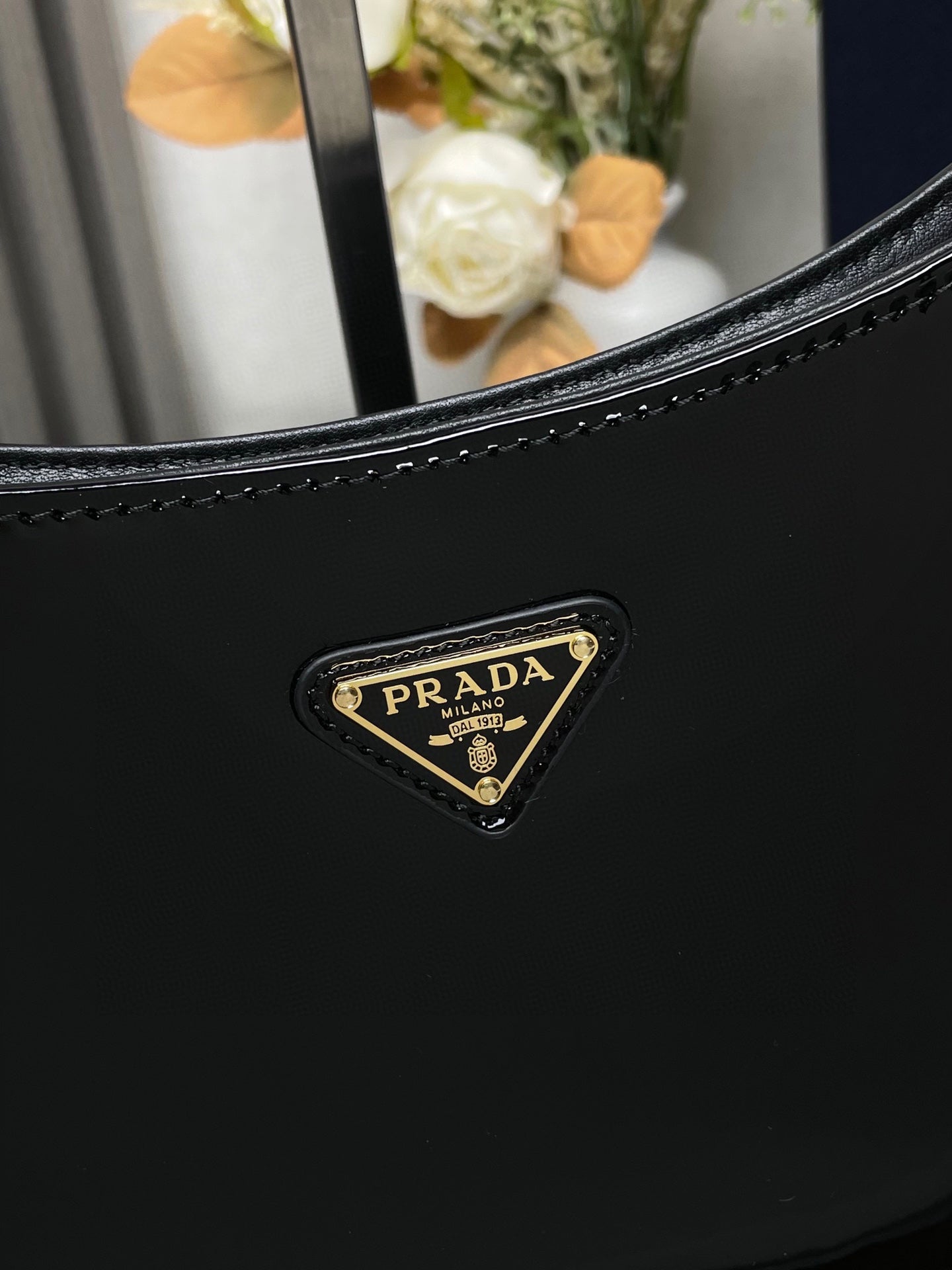 ＰＲＤＡ CLEO PATENT LEATHER BAG BLACK