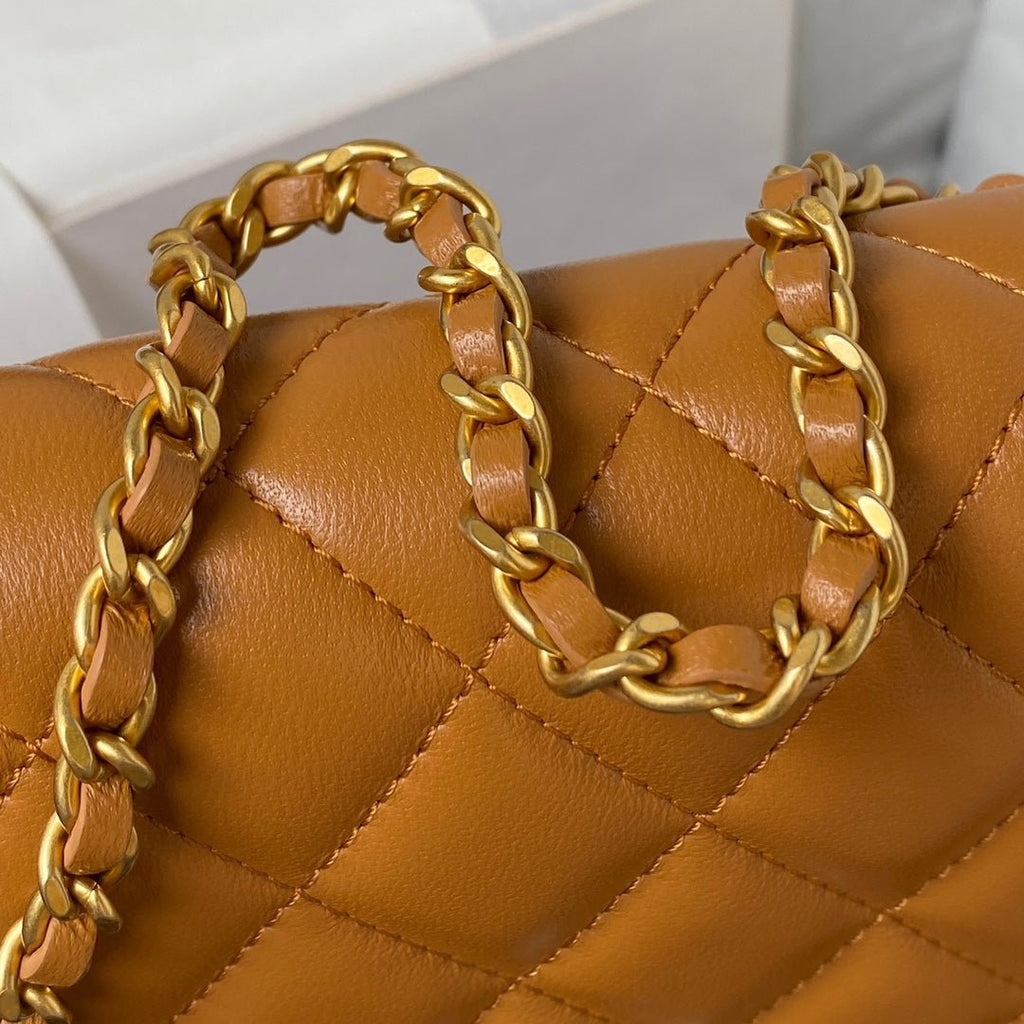ＣＨＮＥＬCLASSIC WALLET ON CHAIN BROWN