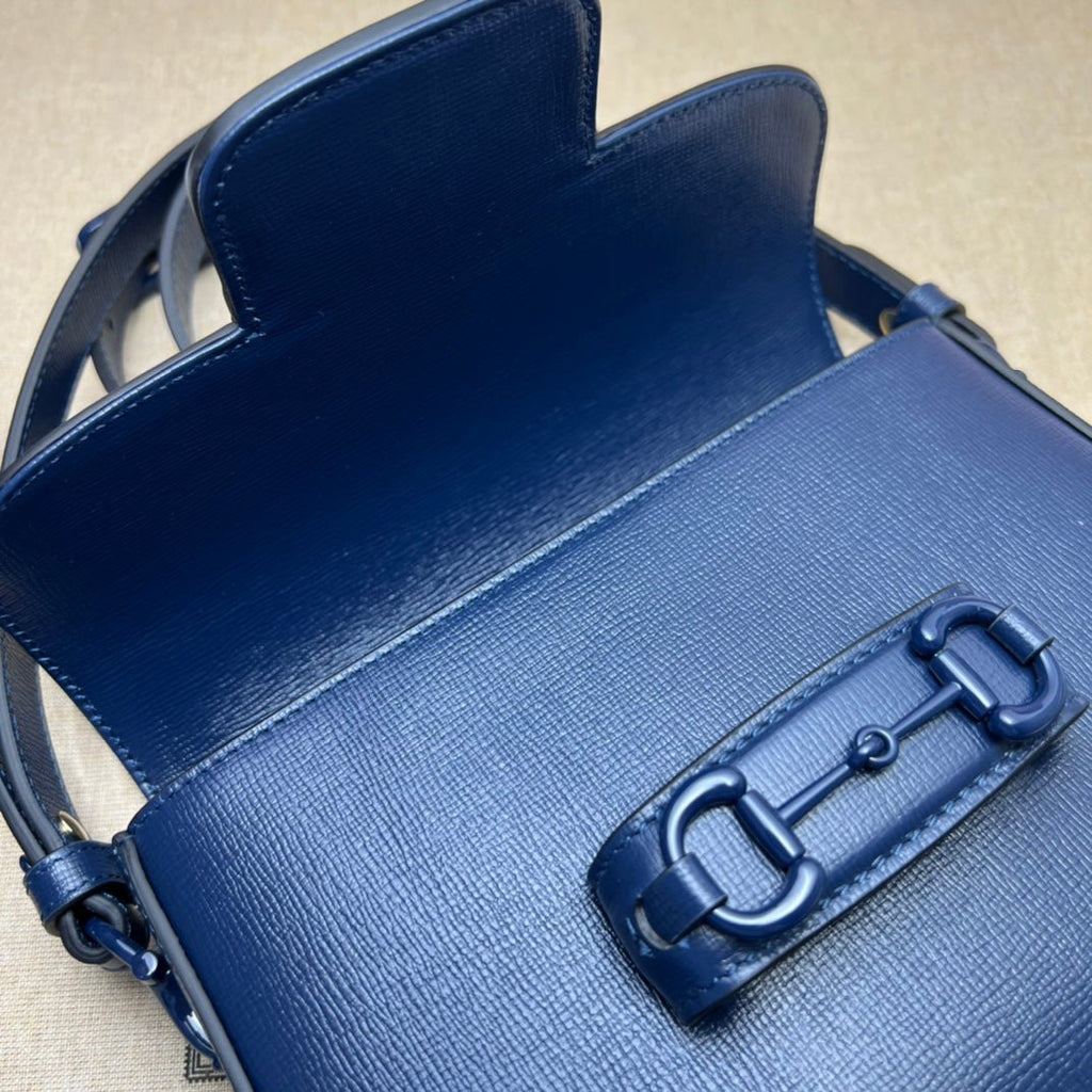 ＧＣＣＩHORSEBIT 1955 SHOULDER SMALL BAG NAVY BLUE