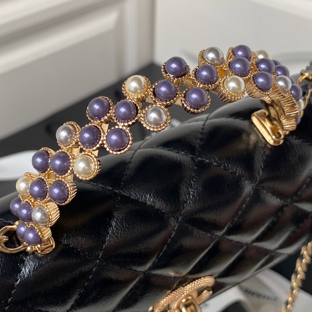 ＣＨＮＥＬCHAIN CLUTCH BAG BLACK