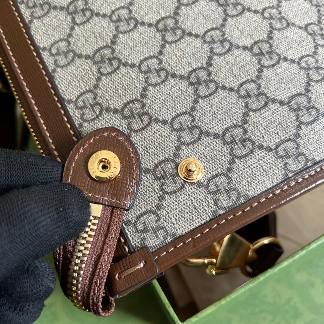 ＧＣＣＩRETRO GG SUPREME MESSENGER BAG BEGIE-EBONY