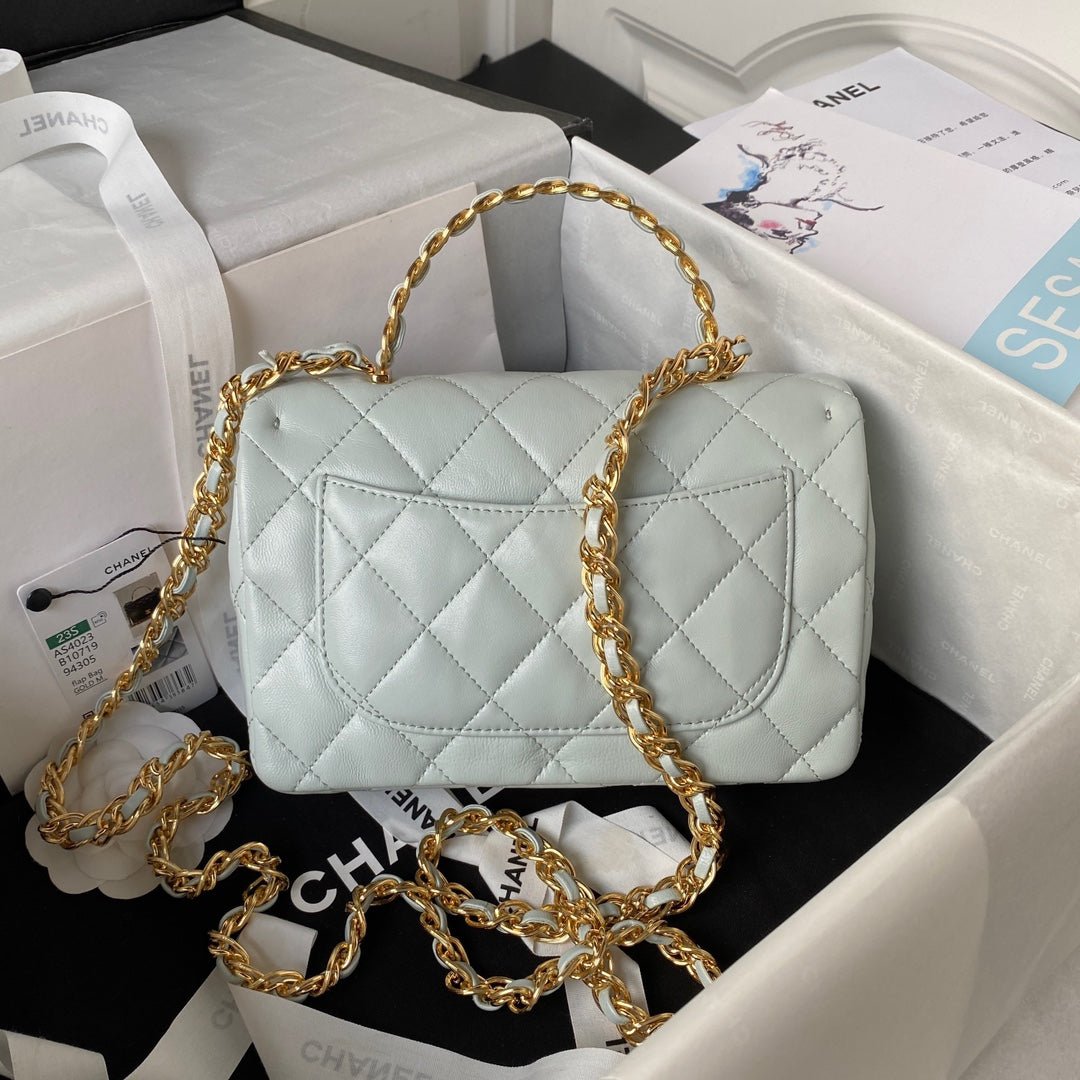 ＣＨＮＥＬSMALL FLAP BAG WITH TOP HANDLE