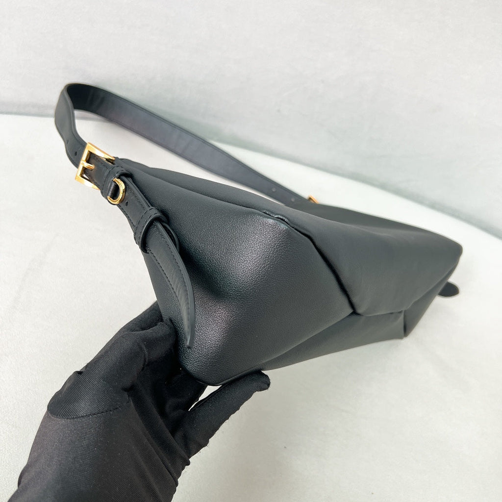 ＰＲＤＡ AIMÉE LARGE LEATHER SHOULDER BAG BLACK