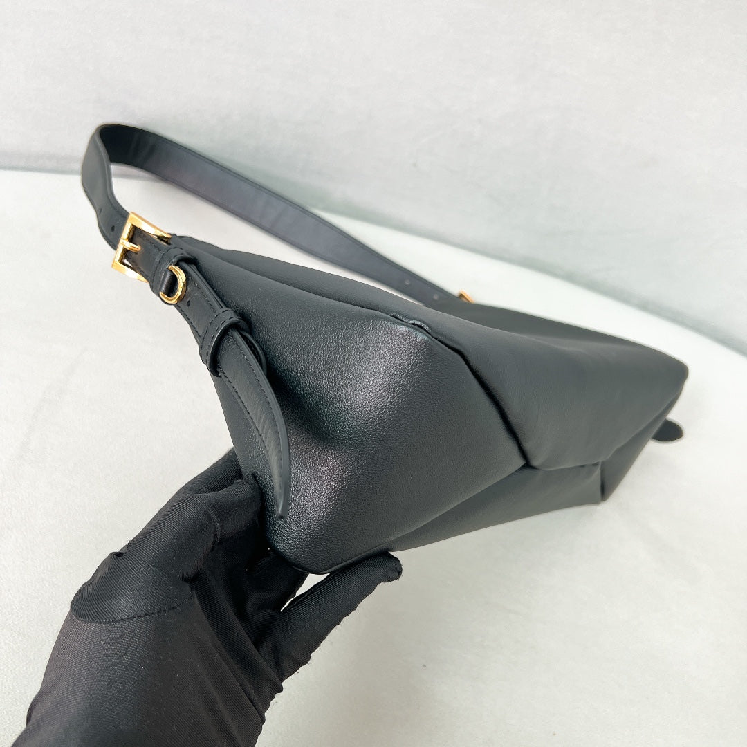 ＰＲＤＡ AIMÉE LARGE LEATHER SHOULDER BAG BLACK