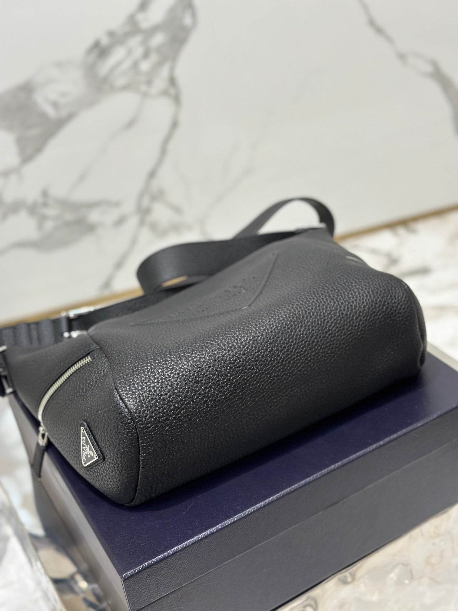 ＰＲＤＡ BLACK LEATHER SHOULDER BAG