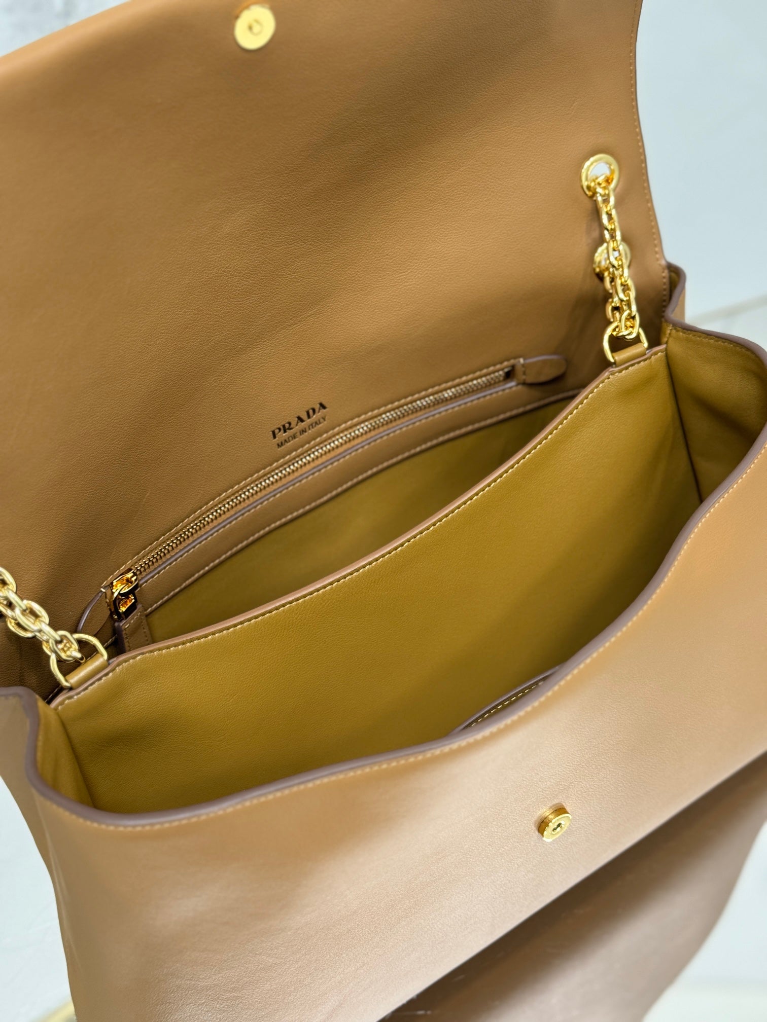 ＰＲＤＡ DOUX LARGE LEATHER SHOULDER BAG COGNAC