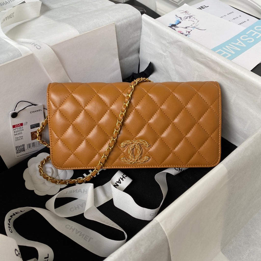 ＣＨＮＥＬCLASSIC WALLET ON CHAIN BROWN