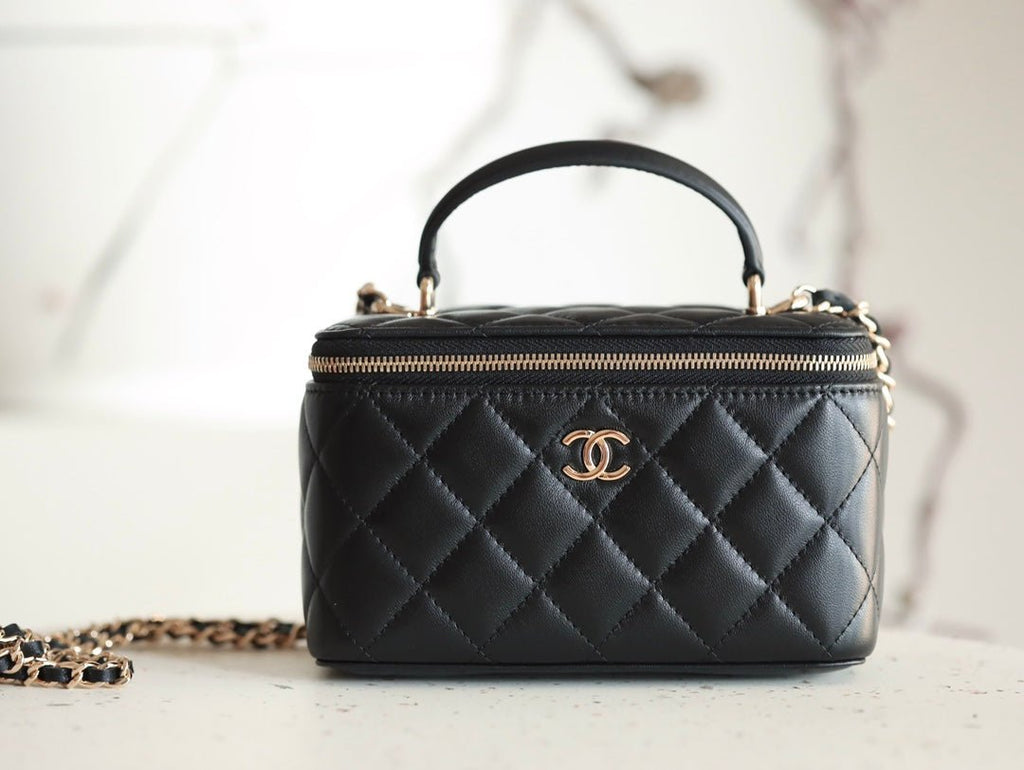 ＣＨＮＥＬCLASSIC TOP HANDLE VANITY CASE