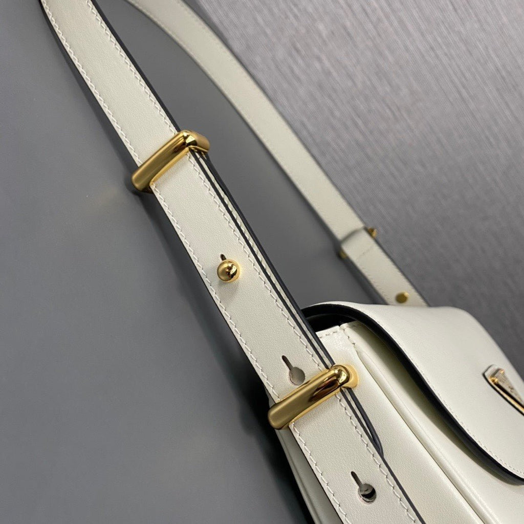 ＰＲＤＡ ARQUÉ LEATHER SHOULDER BAG WITH FLAP WHITE