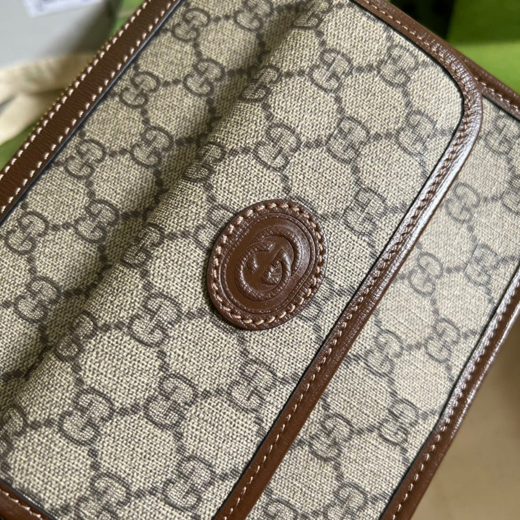 ＧＣＣＩRETRO GG SUPREME MESSENGER BAG BEGIE-EBONY