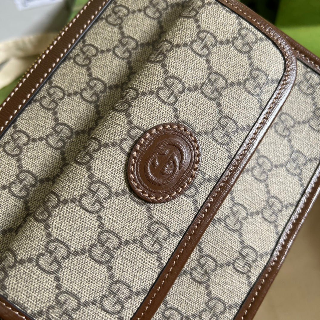 ＧＣＣＩRETRO GG SUPREME MESSENGER BAG BEGIE-EBONY