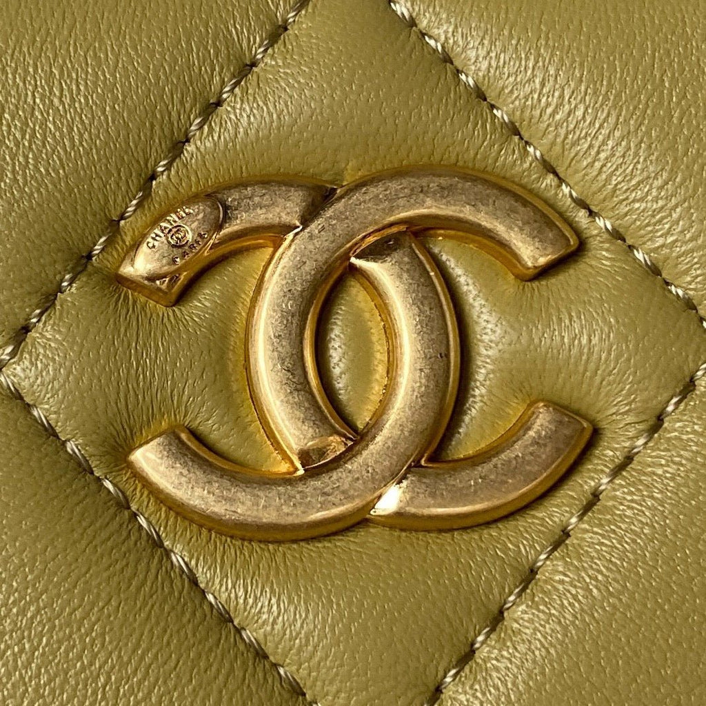 ＣＨＮＥＬHOBO BAG BRONZE