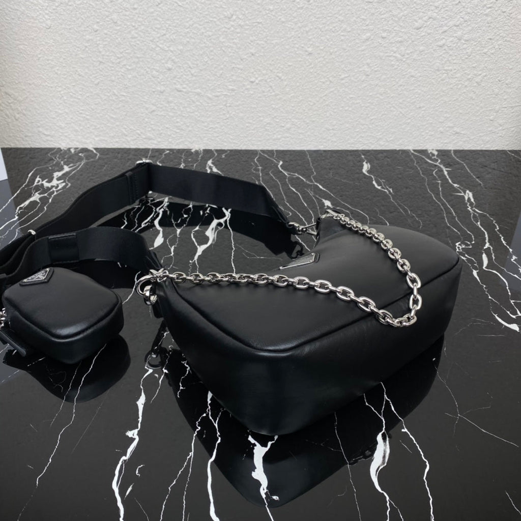 ＰＲＤＡ HANDBAG BLACK LEATHER