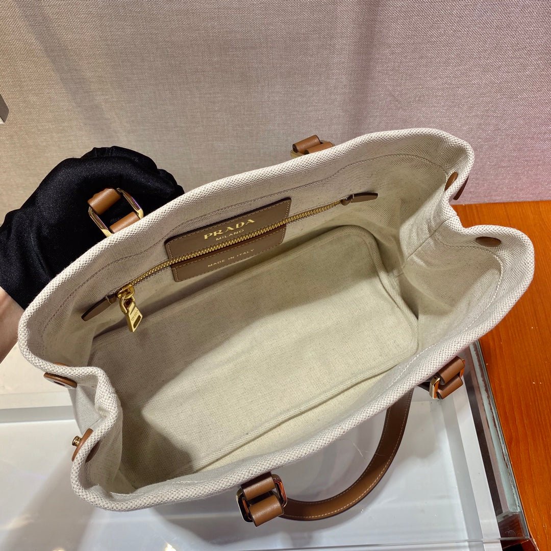 ＰＲＤＡ LINEN BLEND TOTE BAG