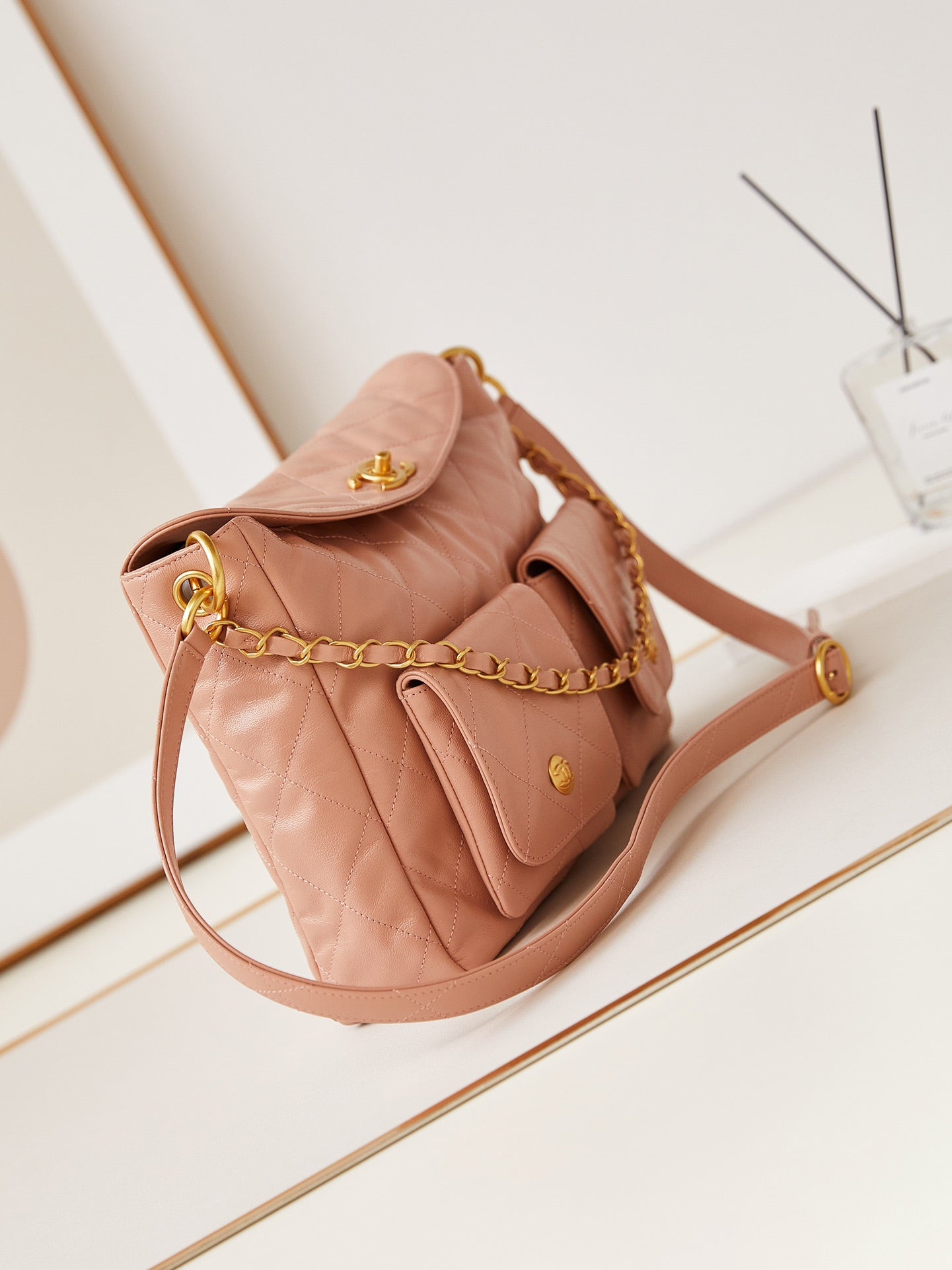ＣＨＮＥＬHOBO HANDBAG DESERT SAND