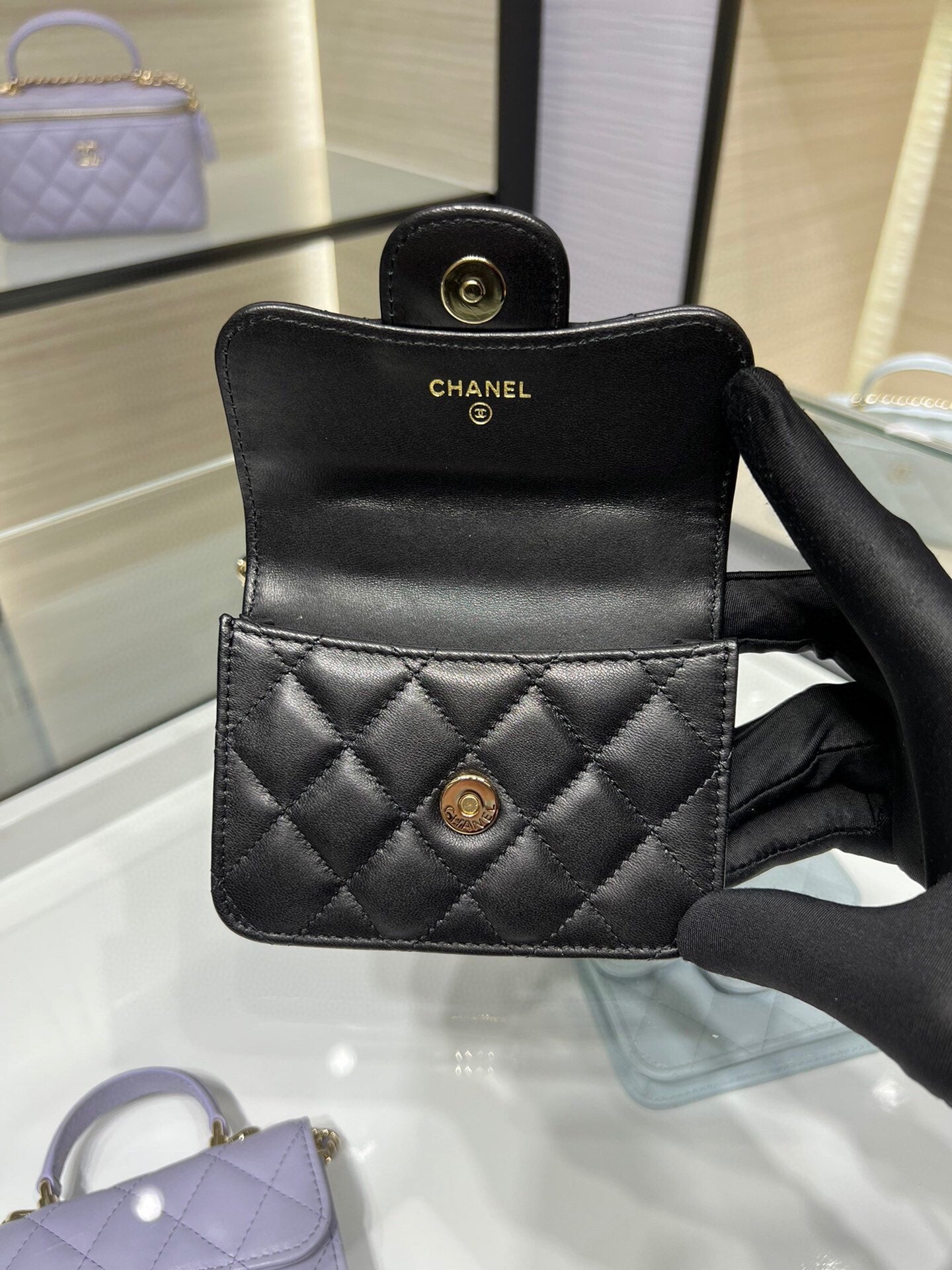 ＣＨＮＥＬFLAP COIN PURSE WITH CHAIN BLACK