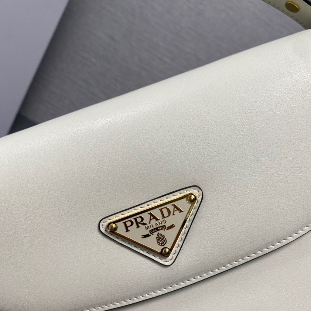 ＰＲＤＡ ARQUÉ LEATHER SHOULDER BAG WITH FLAP WHITE