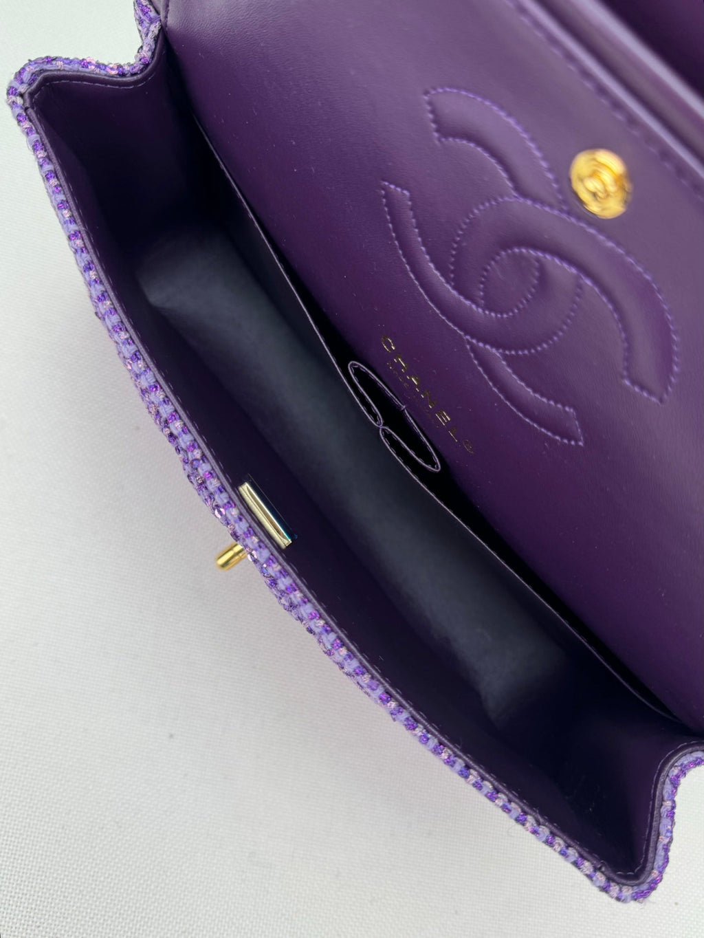 ＣＨＮＥＬCLASSIC 11.12 MEDIUM FLAP BAG