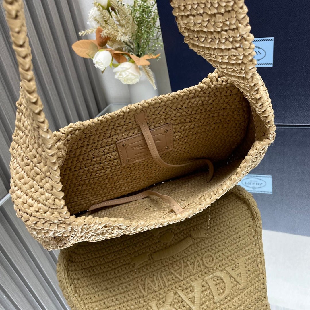 ＰＲＤＡ RAFFIA SHOULDER BAG