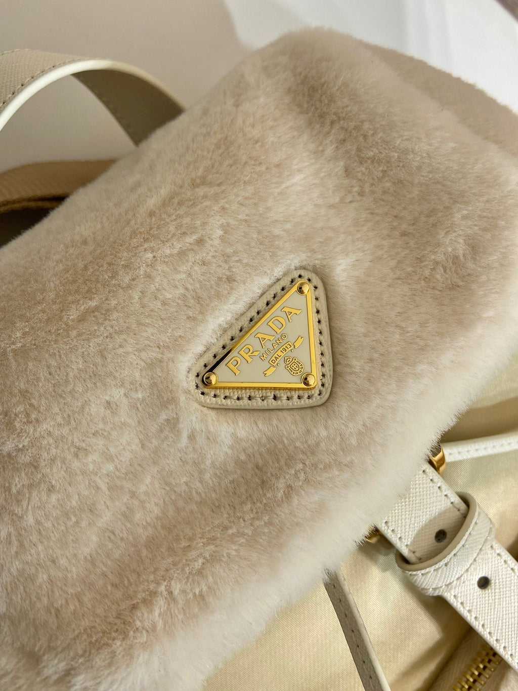 ＰＲＤＡ RE-NYLON AND SHEARLING BACKPACK