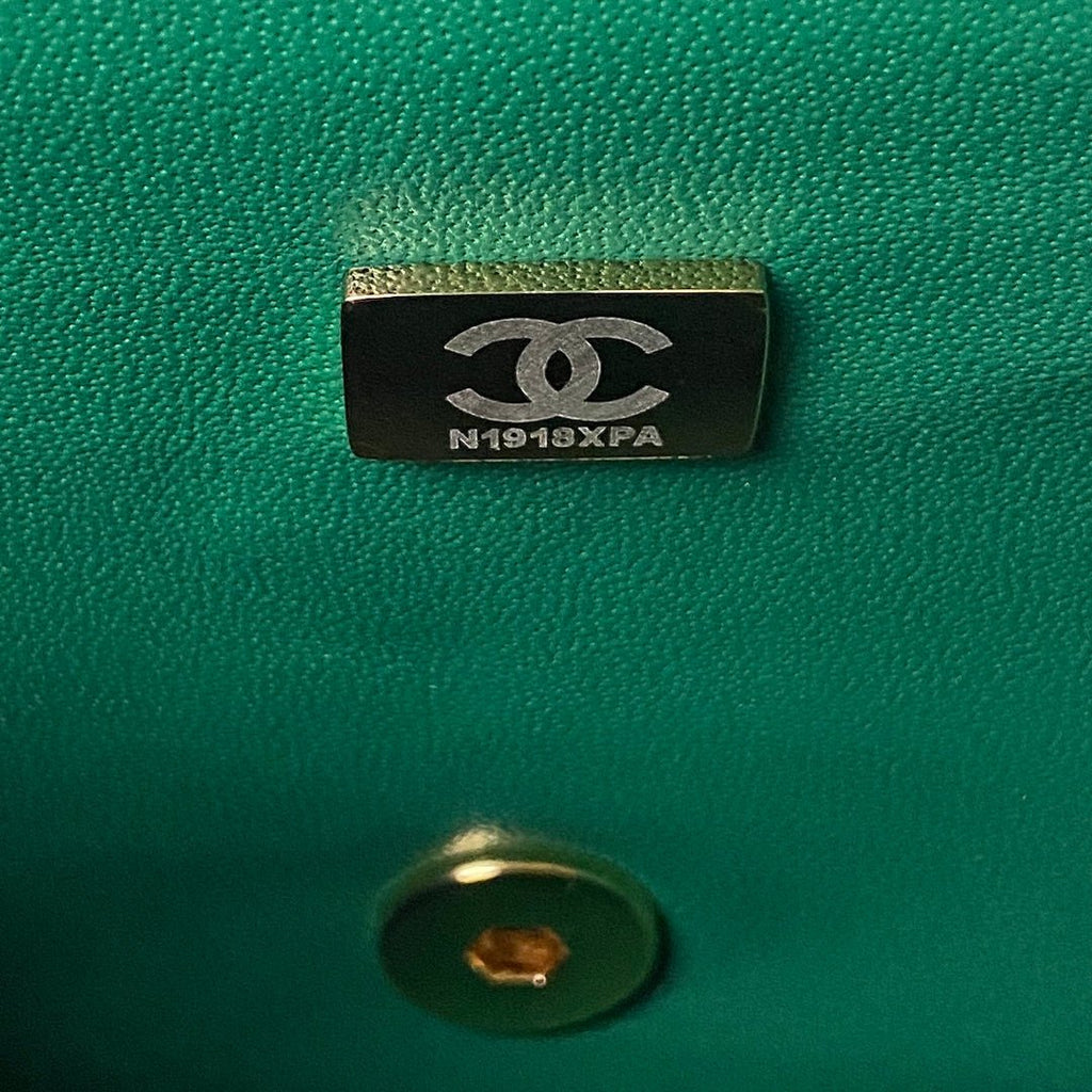 ＣＨＮＥＬCLASSIC FLAP BAG GREEN
