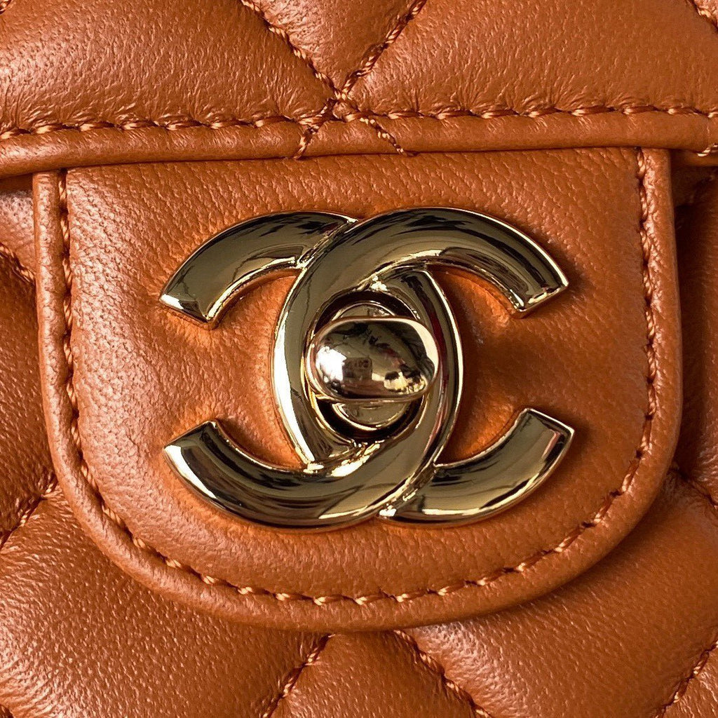 ＣＨＮＥＬFLAP BAG WITH TOP HANDLE RUST
