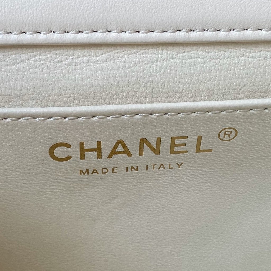ＣＨＮＥＬ 24P CLASSIC HANDBAG WHITE