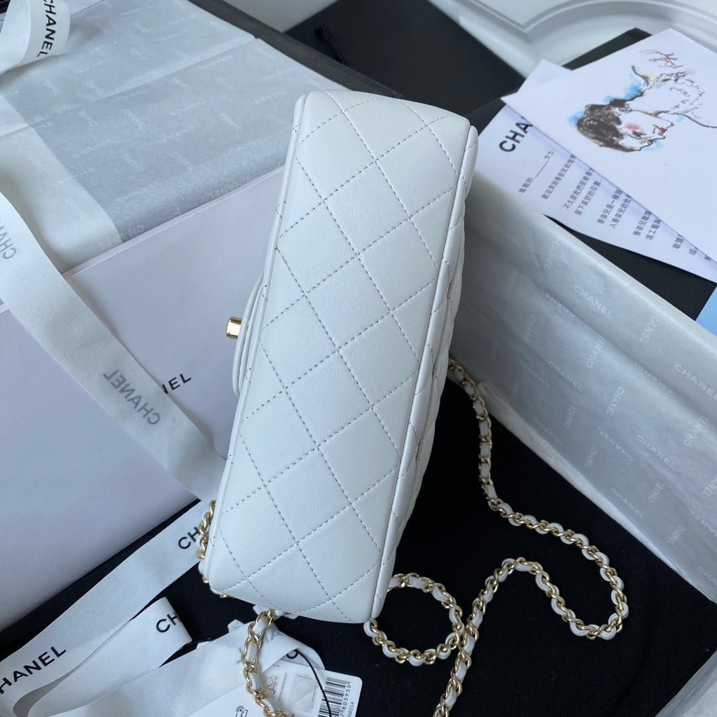 ＣＨＮＥＬMINI FLAP BAG WITH HANDLE LIGHT BLUE