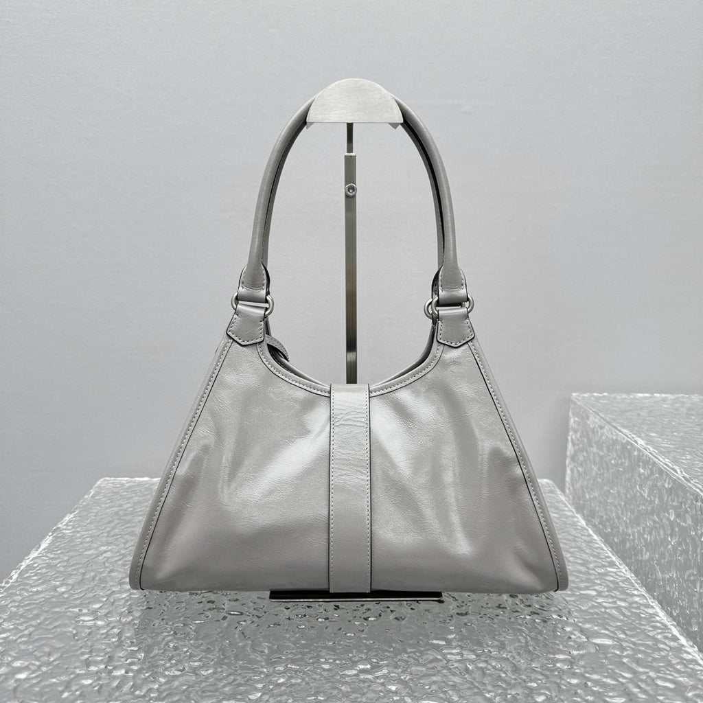 ＰＲＤＡ MEDIUM LEATHER TOTE BAG