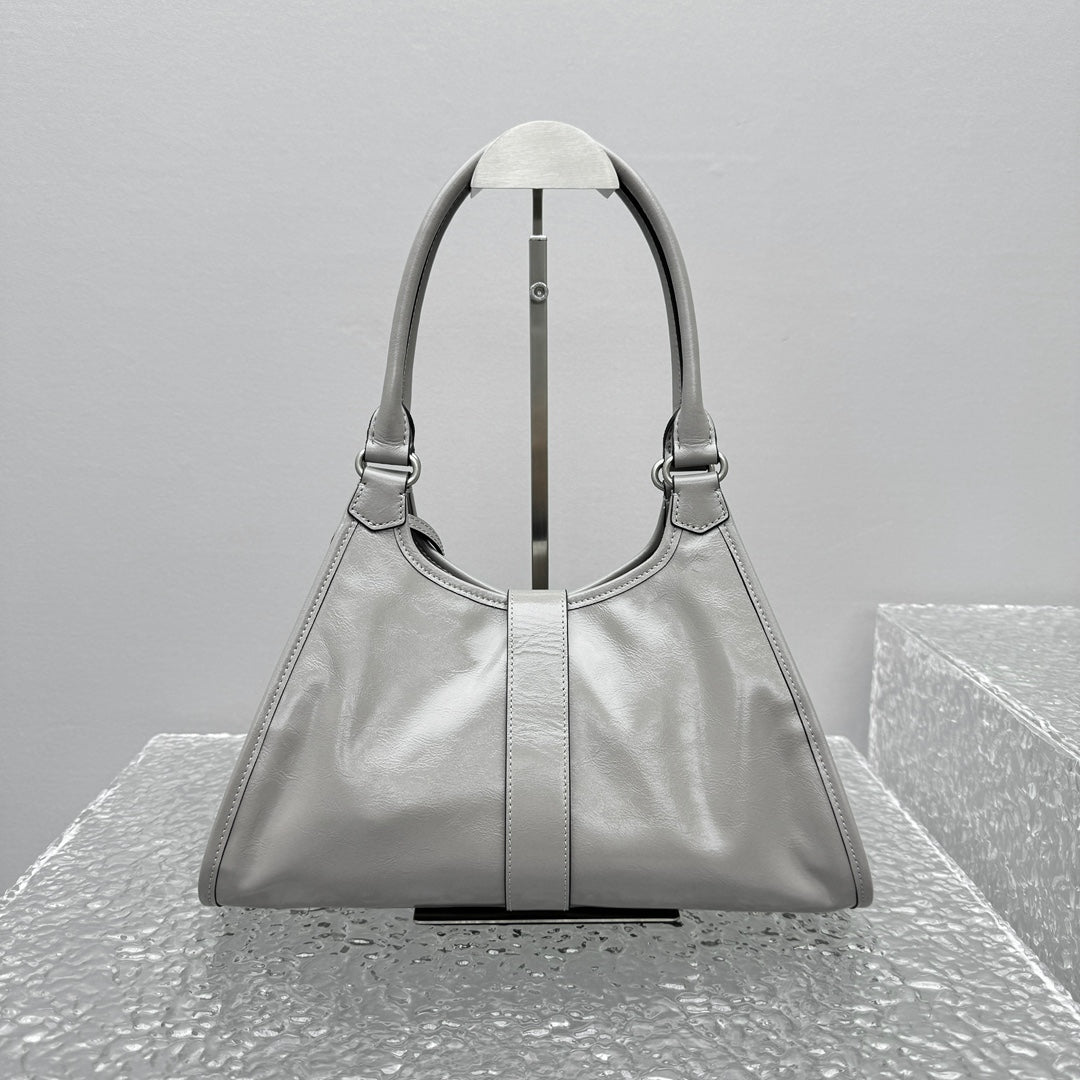 ＰＲＤＡ MEDIUM LEATHER TOTE BAG