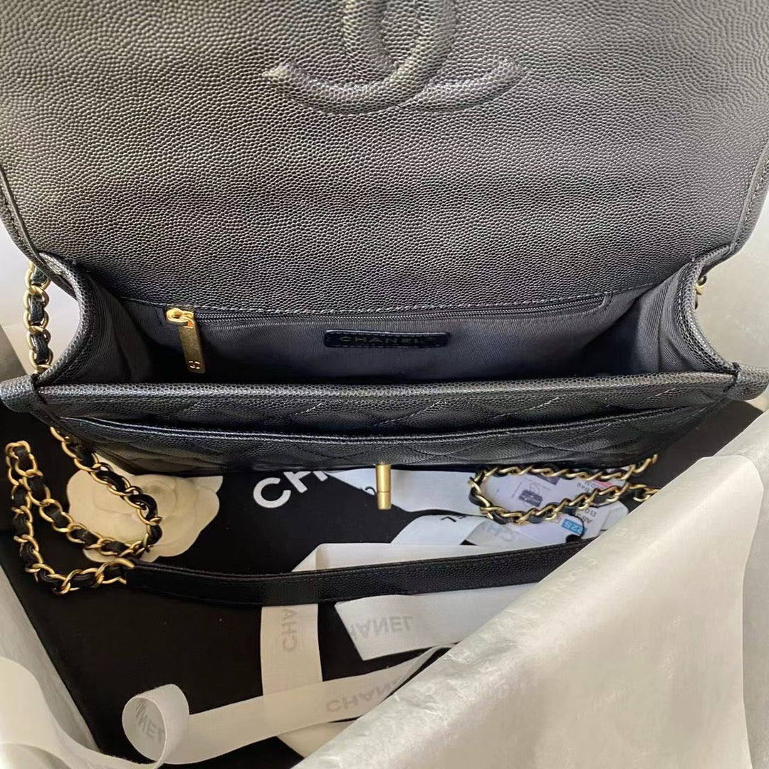 ＣＨＮＥＬ FLAP BAG WITH TOP HANDLE BLACK