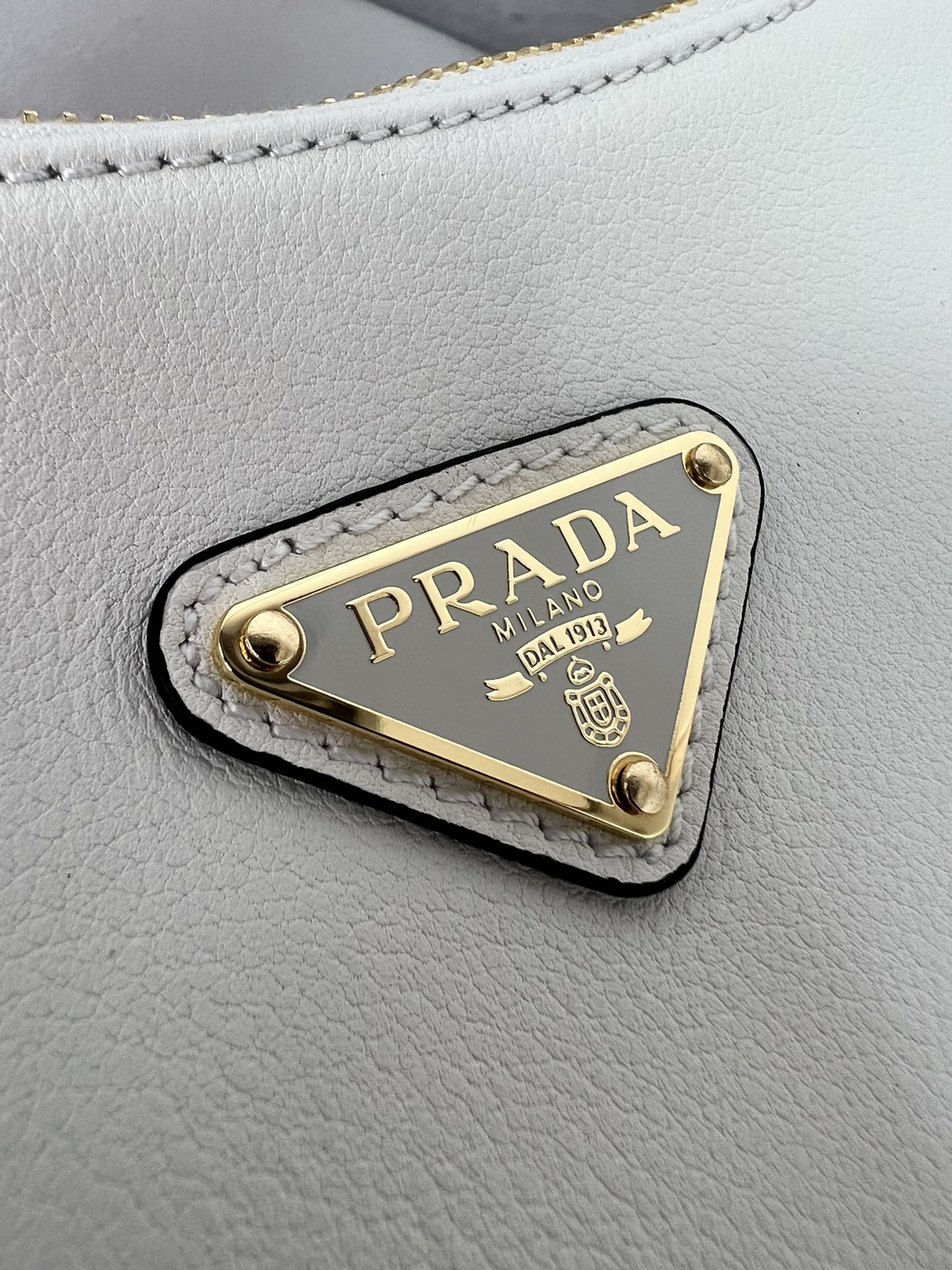 ＰＲＤＡ AIMÉE LARGE LEATHER SHOULDER BAG WHITE