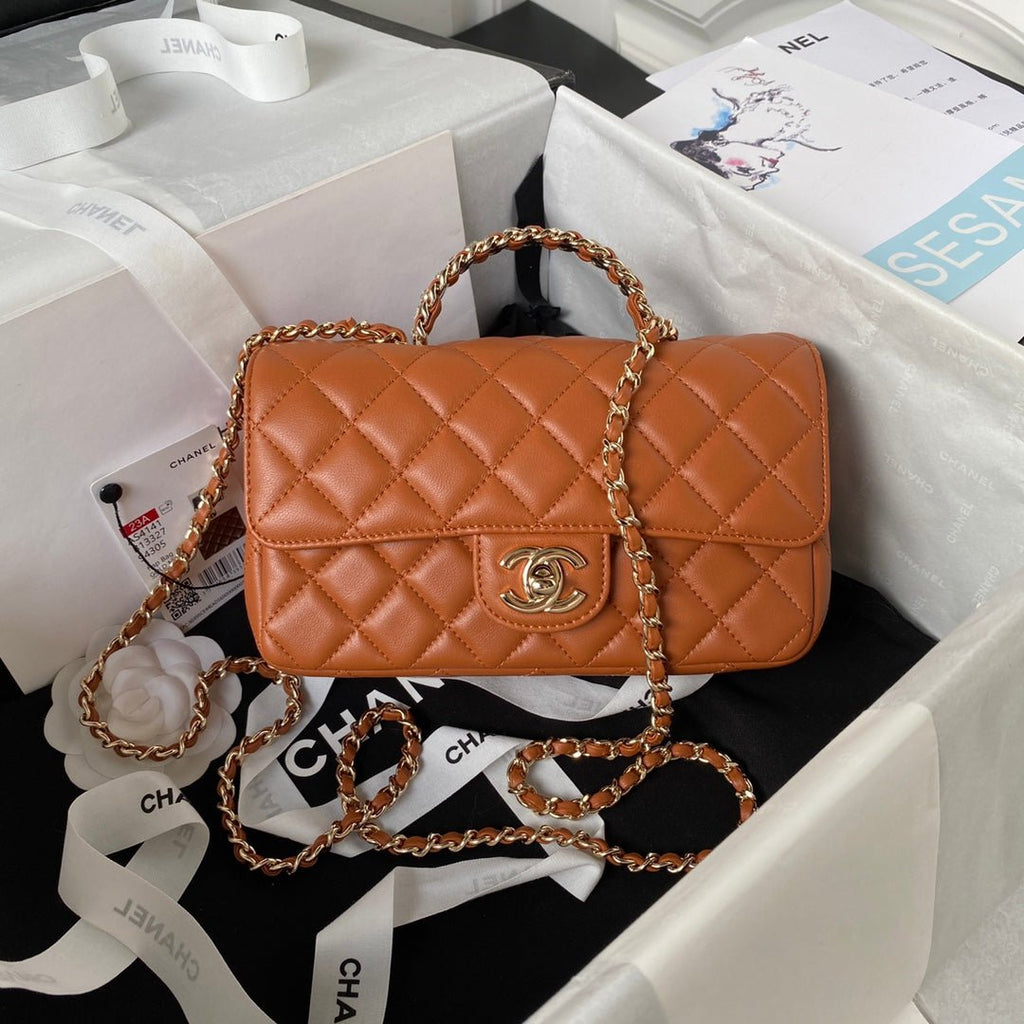 ＣＨＮＥＬFLAP BAG WITH TOP HANDLE RUST