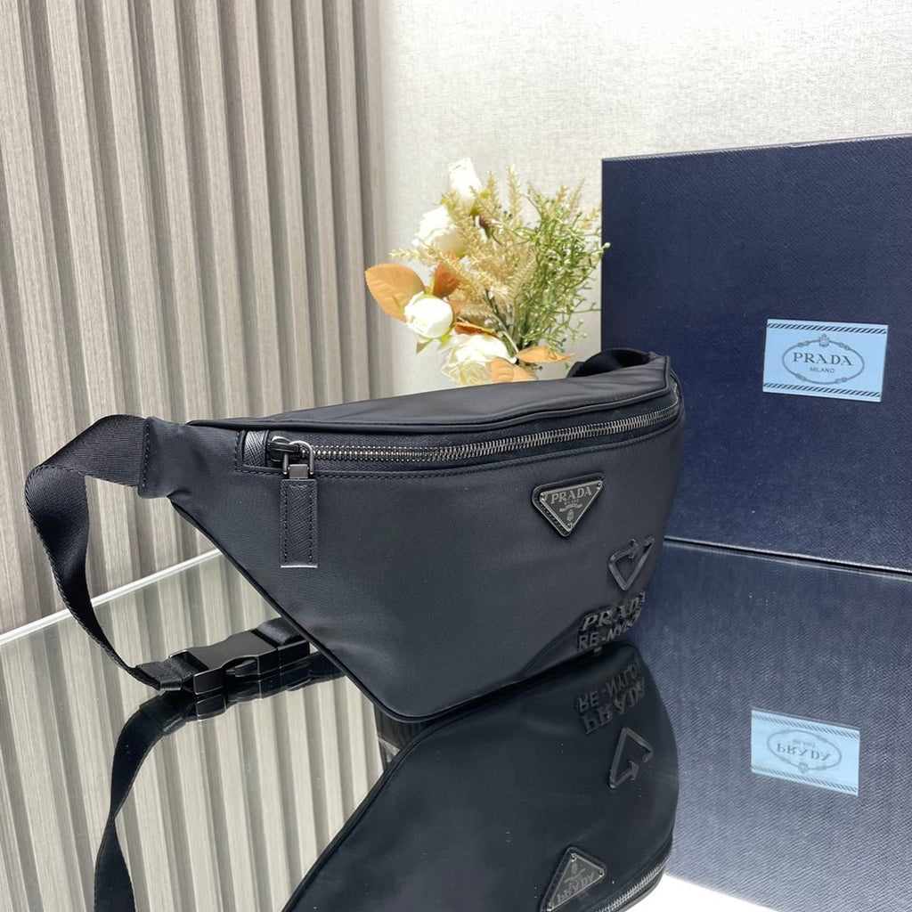 ＰＲＤＡ RE-NYLON AND SAFFIANO LEATHER BELT BAG