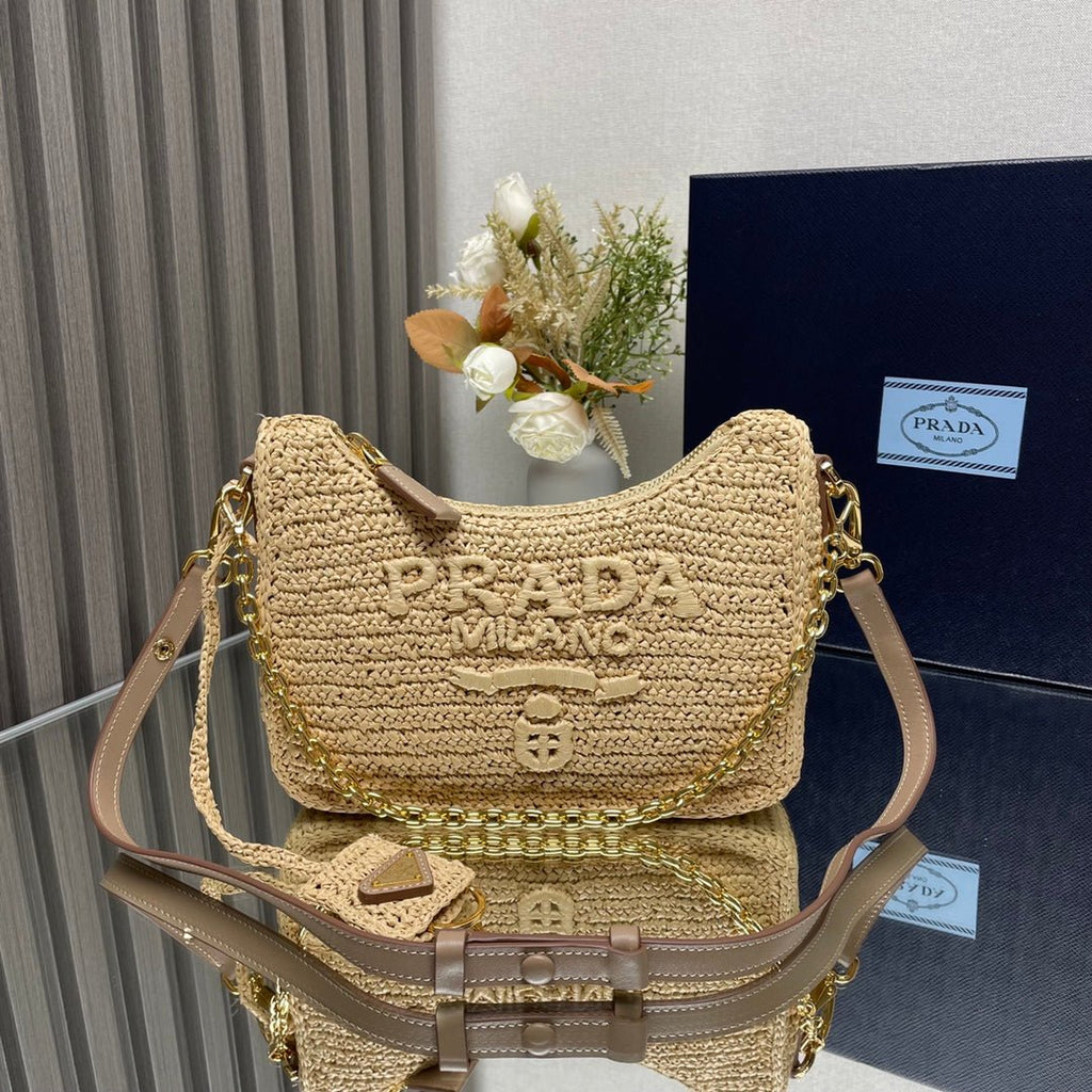 ＰＲＤＡ RE-EDITION CROCHET MINI-BAG