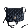 ＣＨＮＥＬCLASSIC FLAP BAG BLACK