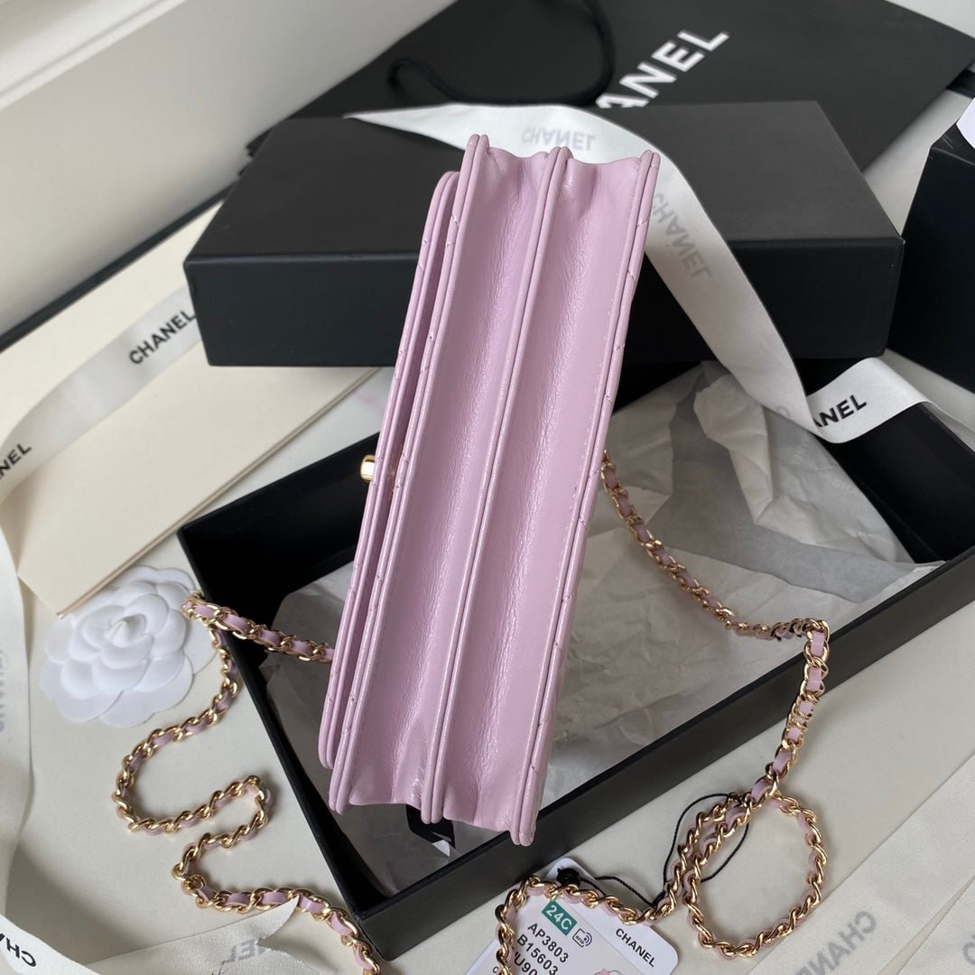 ＣＨＮＥＬCHAIN CLUTCH BAG PURPLE