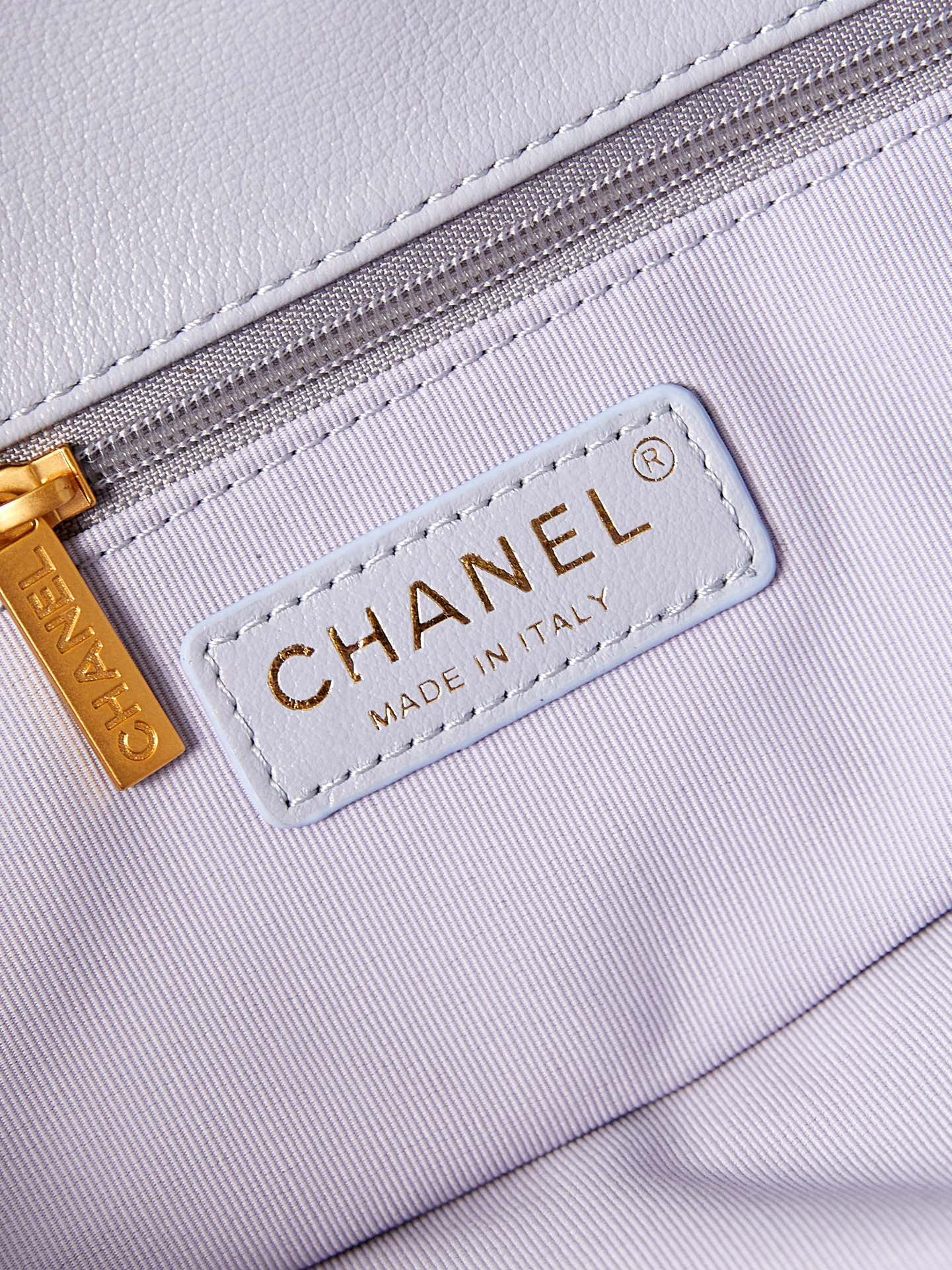 ＣＨＮＥＬHOBO HANDBAG ALICE BLUE