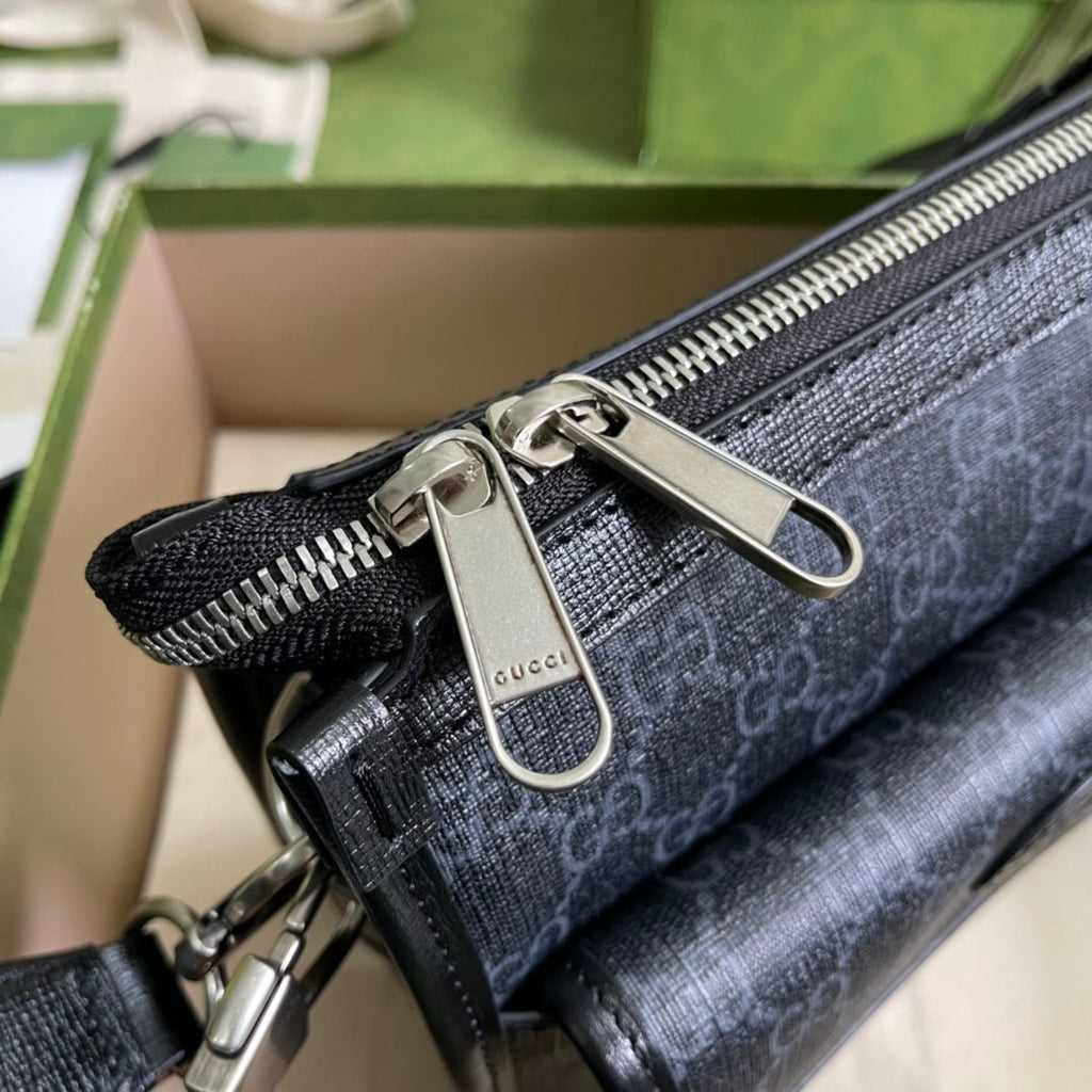 ＧＣＣＩRETRO GG SUPREME MESSENGER BAG BLACK