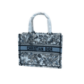 ＤＩＯ MEDIUM TOTE BOOK BAG