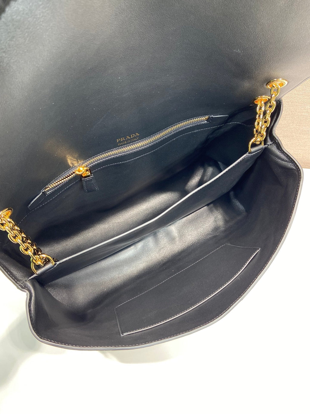 ＰＲＤＡ DOUX EXTRA LARGE LEATHER SHOULDER BAG BLACK