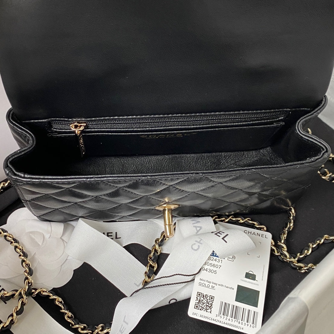 ＣＨＮＥＬMINI FLAP BAG WITH HANDLE
