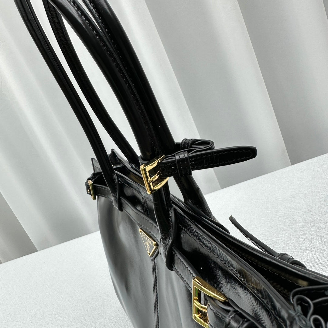 ＰＲＤＡ BONNIE EXTRA LARGE LEATHER HANDBAG