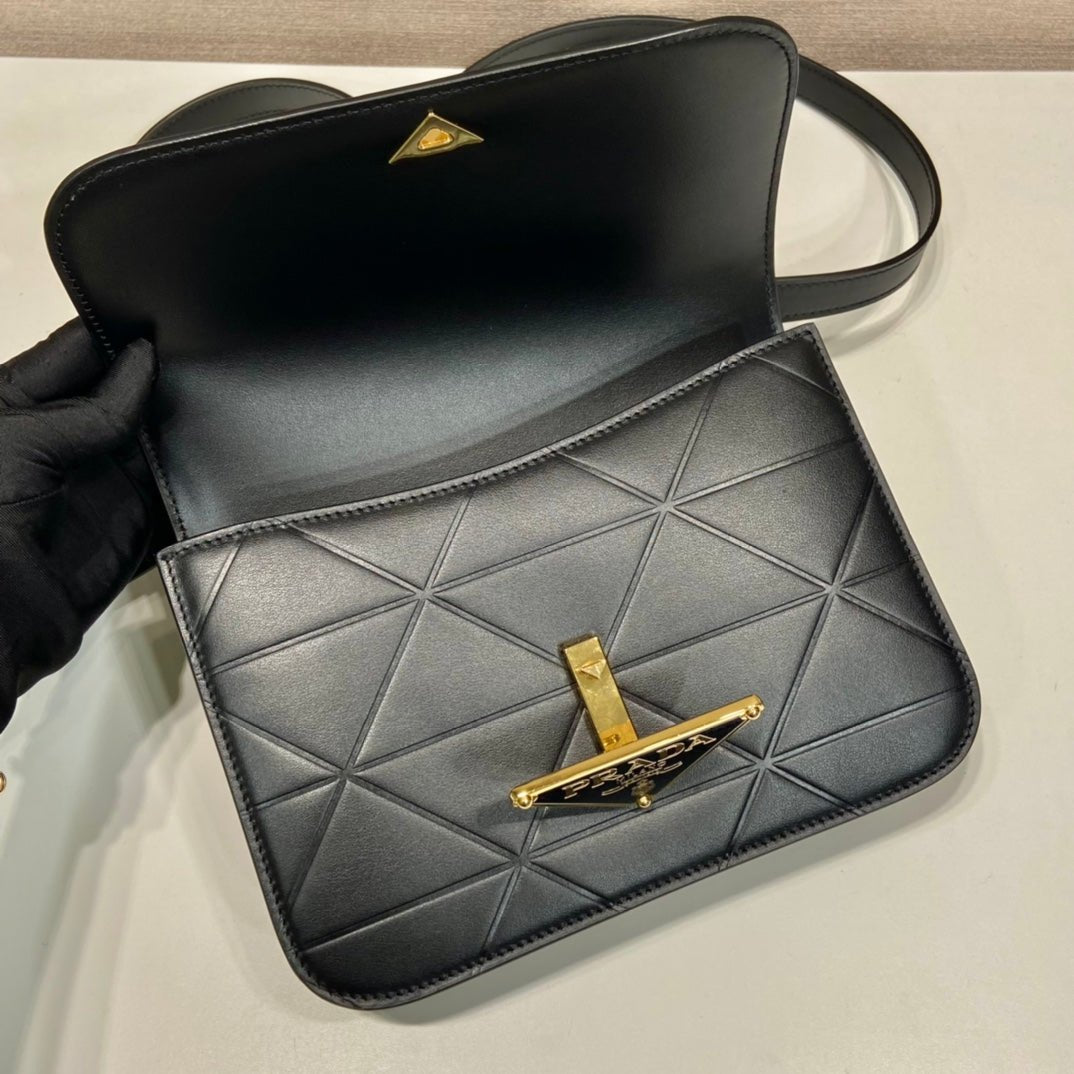 ＰＲＤＡ AIMÉE LEATHER SHOULDER BAG