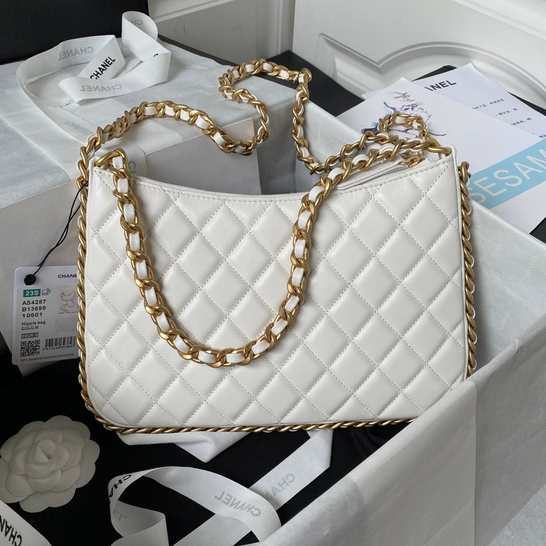 ＣＨＮＥＬ23B HOBO SHOULDER BAG WHITE