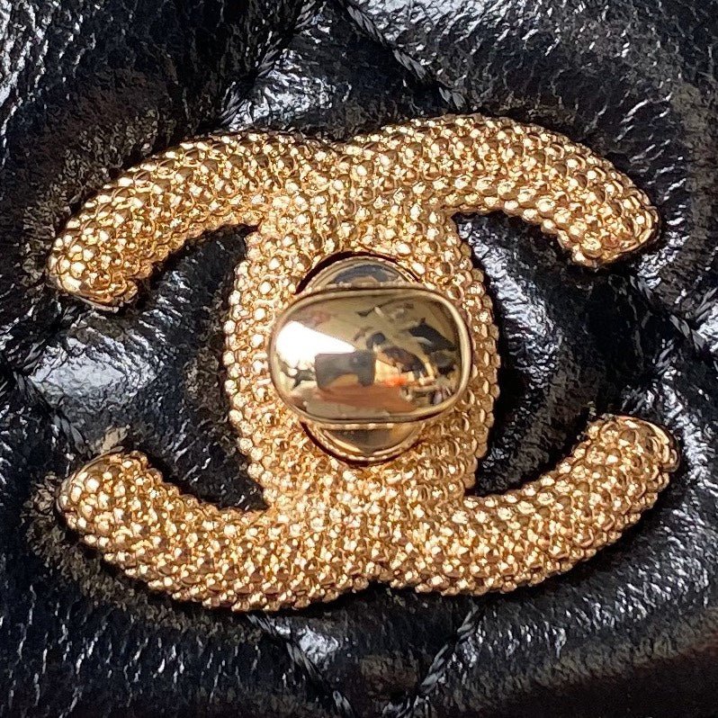 ＣＨＮＥＬCHAIN CLUTCH BAG BLACK
