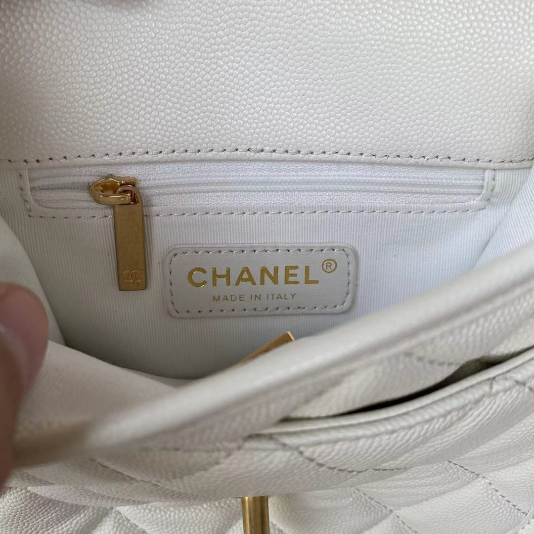 ＣＨＮＥＬ SMALL FLAP BAG WITH TOP HANDLE WHITE