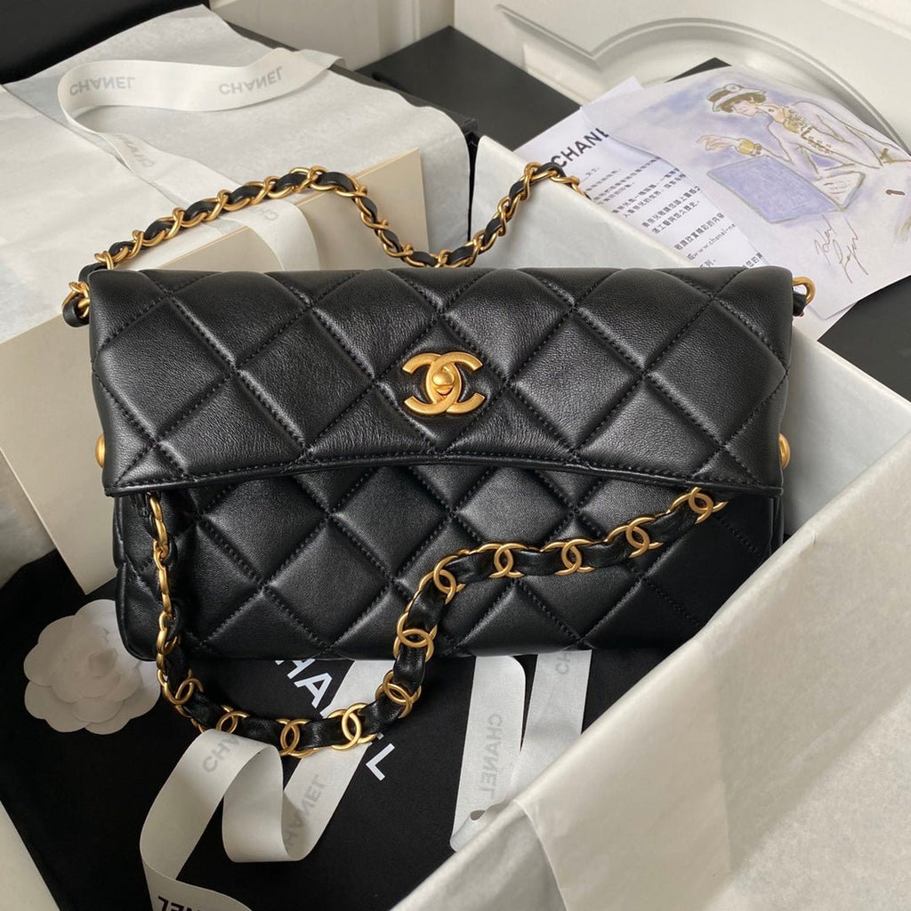 ＣＨＮＥＬ24P HOBO BAG BLACK