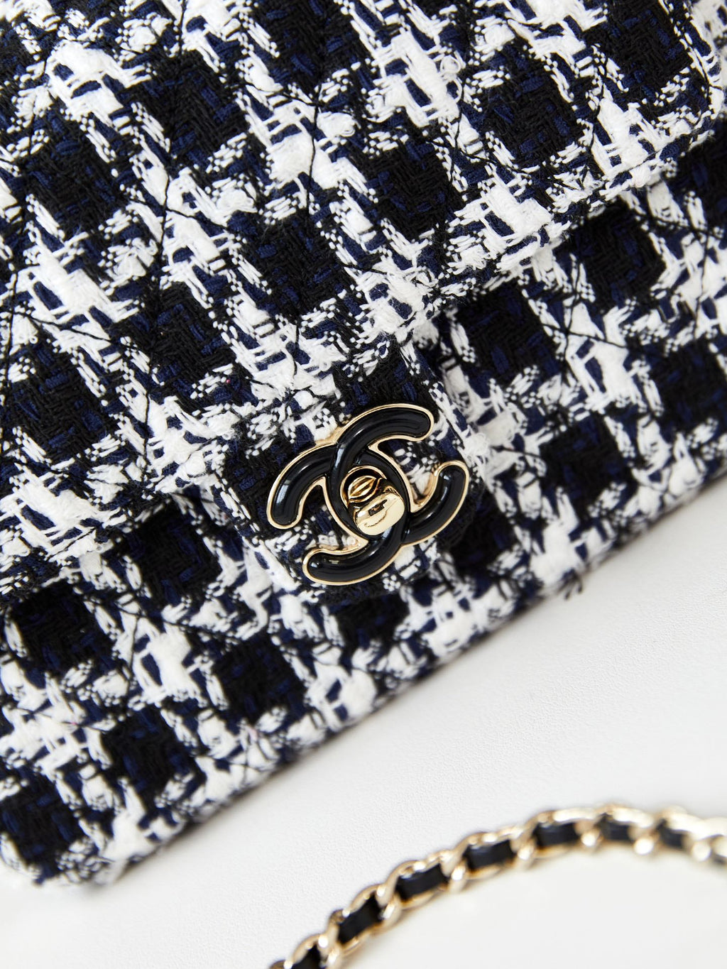 ＣＨＮＥＬTWEED CROSSBODY BAG